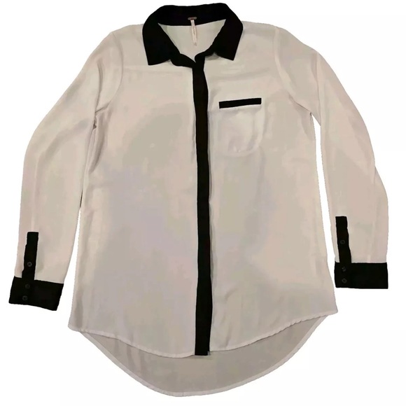 Free People Top Womens  Black White Blouse Hidden Button Boho Chic Sz XS - Picture 1 of 5